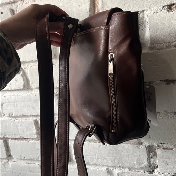 Brown pleather Backpack Liz Claiborne vintage bag - Picture 6 of 6